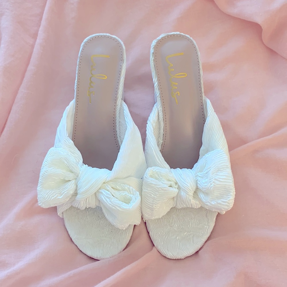 Lulu’s Dorothea Ivory Knotted High Heel Sandals.